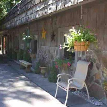 Motel Room With Kitchenette At Base Of Mt Hood Mount Hood Village Buitenkant foto